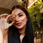 @nadzsnacks