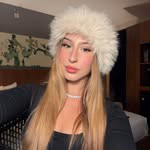 @carlyph