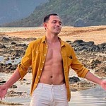 @detouristahq