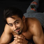 adnaan_07dz